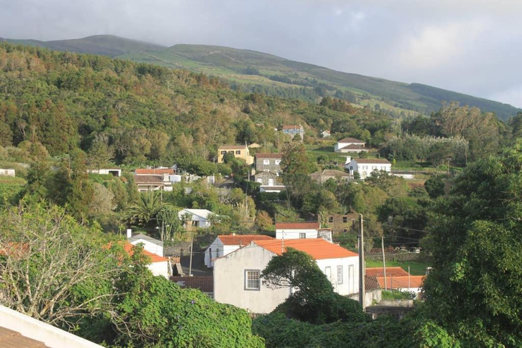 Appartement Quinta Do Areeiro à Horta  Extérieur photo